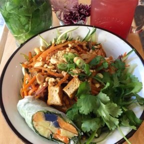 Gluten-free salad and spring roll from BoCaphe