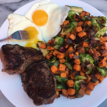 Gluten-free steak and eggs from Green Chef