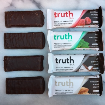 Bars with probiotic + prebiotic fiber by Truth Bar