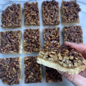 Gluten-free Pecan Pie Bars, without corn syrup!