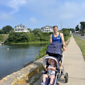 Family trip to Block Island! Walking around the island